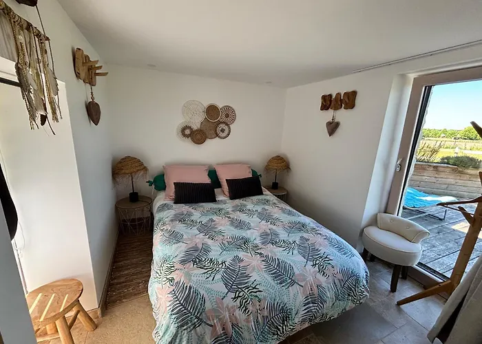 D'hote De Charme Dans Maison Independante, Terrasse, Proche Saumur Отель типа 