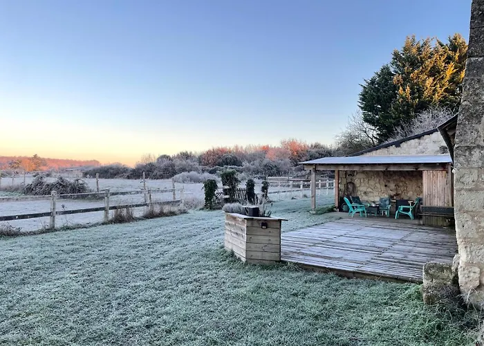 D'hote De Charme Dans Maison Independante, Terrasse, Proche Saumur 3* Neuille